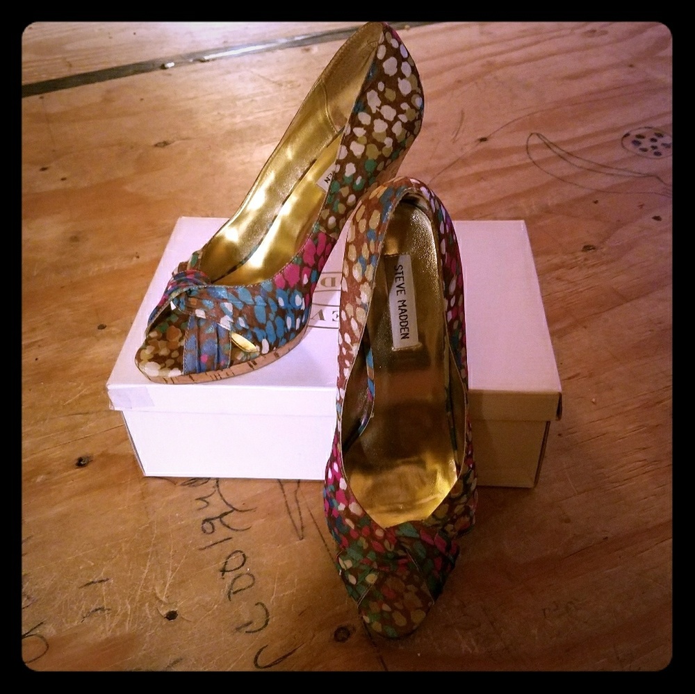 Ladies shoes